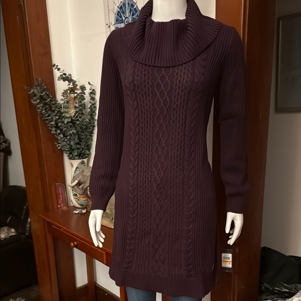 NWT size small Tommy Hilfiger Women's Purple Sweater